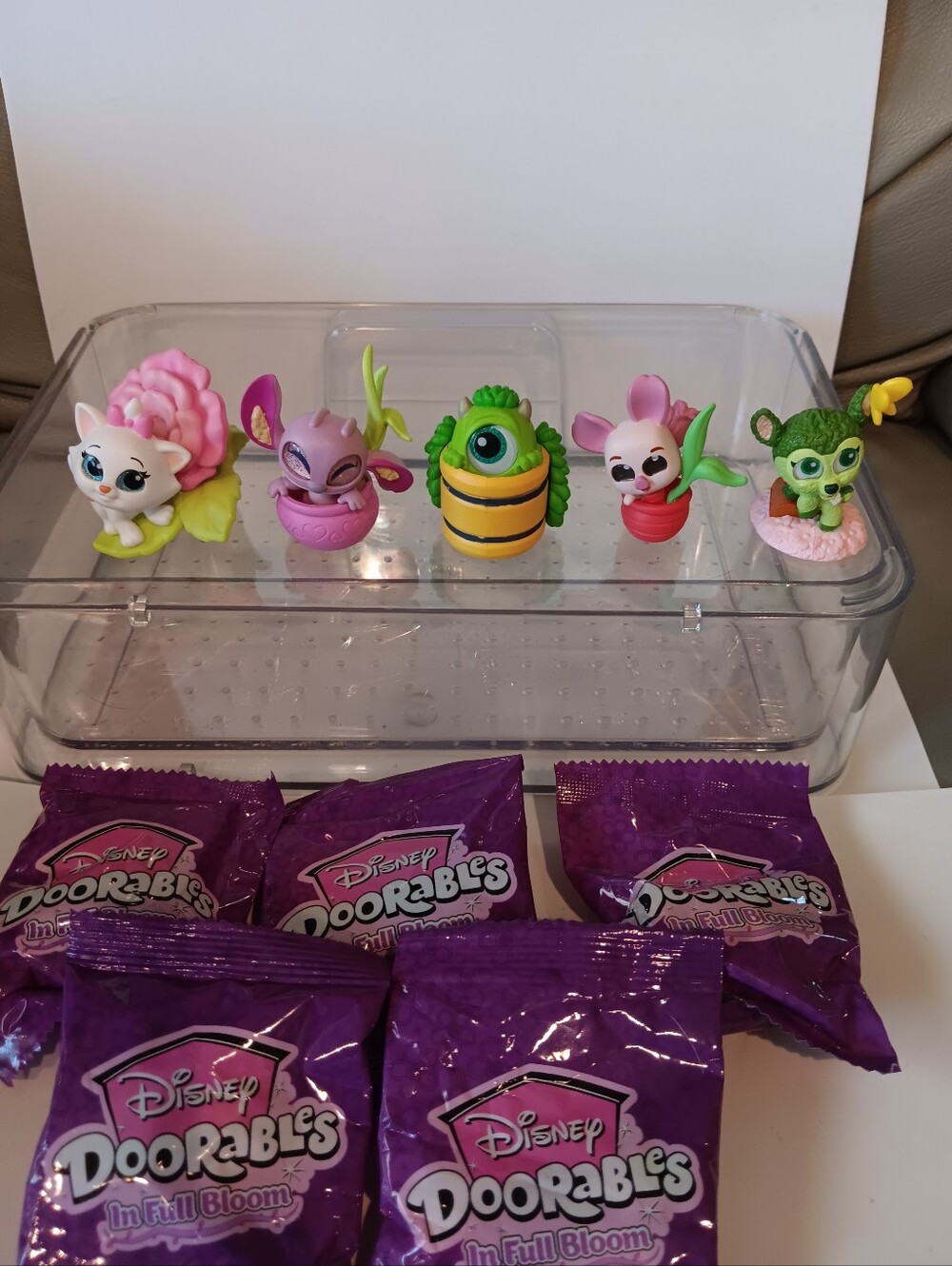DISNEY Doorables BLOOM Lot G